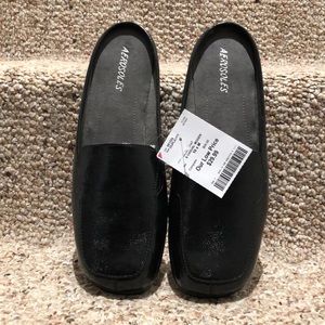 NWT Women’s Slides (size 10) Mules